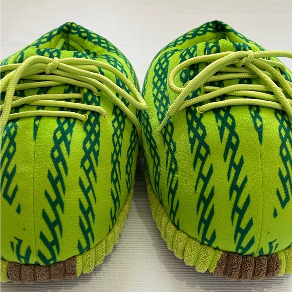 Sneaker Slippers Unisex Green Yellow OS - Picture 4 of 10